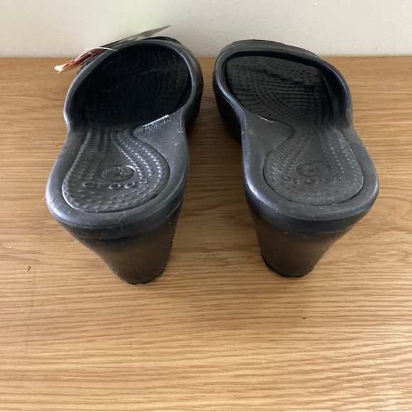 Crocs Size 11 Black Heel Sandals - NWT - Picture 6 of 6